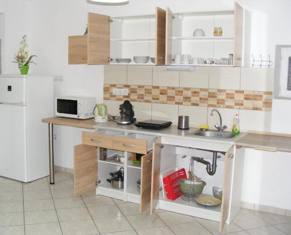 Fortuna Apartmanok Eger Kültér fotó